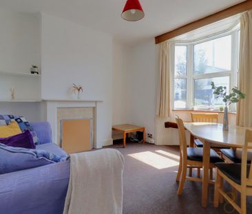 4 bedroom terraced house to rent - Photo 1