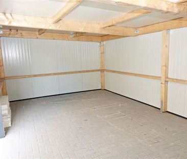 Moderne Obergeschosswohnung mit sonnigem Balkon in zentraler Lage v... - Photo 1