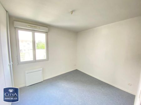 Location Appartement 3 pièces 58m² MAUBEUGE 59600 - Photo 3