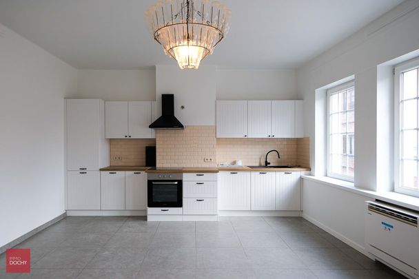 Ruim vernieuwd appartement centrum Kortrijk - Foto 1