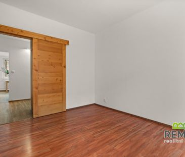 Pronájem bytu 3+1 76 m2 - Fotografie 4