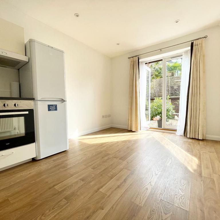 1 bedroom maisonette to rent - Photo 1