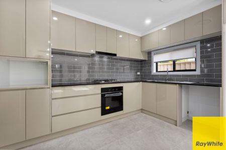 TWO BEDROOM GRANNY FLAT - Photo 3