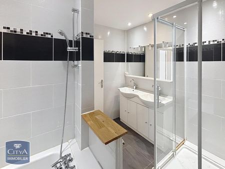 Location Appartement 4 pièces 88m² GRENOBLE 38000 - Photo 4