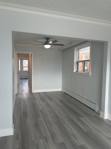 For Lease - 132 Portland Street Unit# 3, Toronto, Ontario - Photo 2