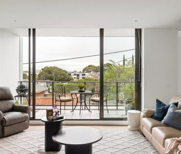 Stylish North Brighton Living with Bay Street at Your Door - Photo 3