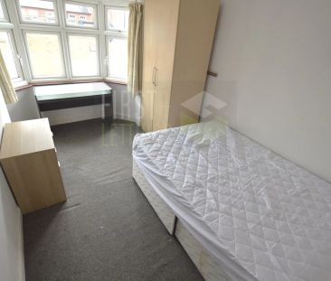 Avenue Road Extension, Clarendon Park, Leicester, LE2 - Photo 4