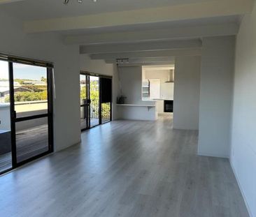 Omaha Beach Cutie - Photo 1