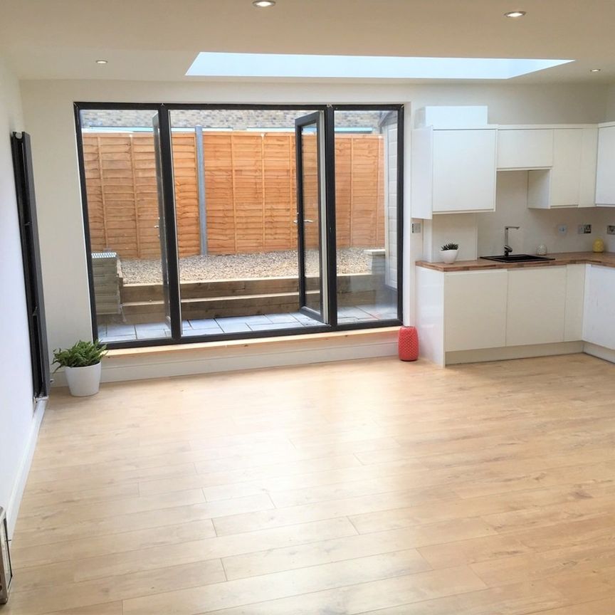 1 Bed Flat, Mount Pleasant, RG1 - Photo 1