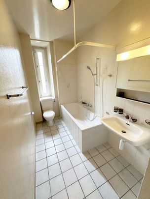 05600 - Appartement 4½ pièces - J.-F.-Houriet 5 - Le Locle - Photo 1