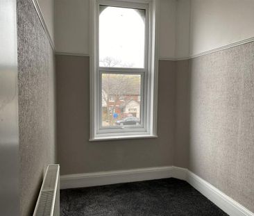1 bedroom property to rent - Photo 2