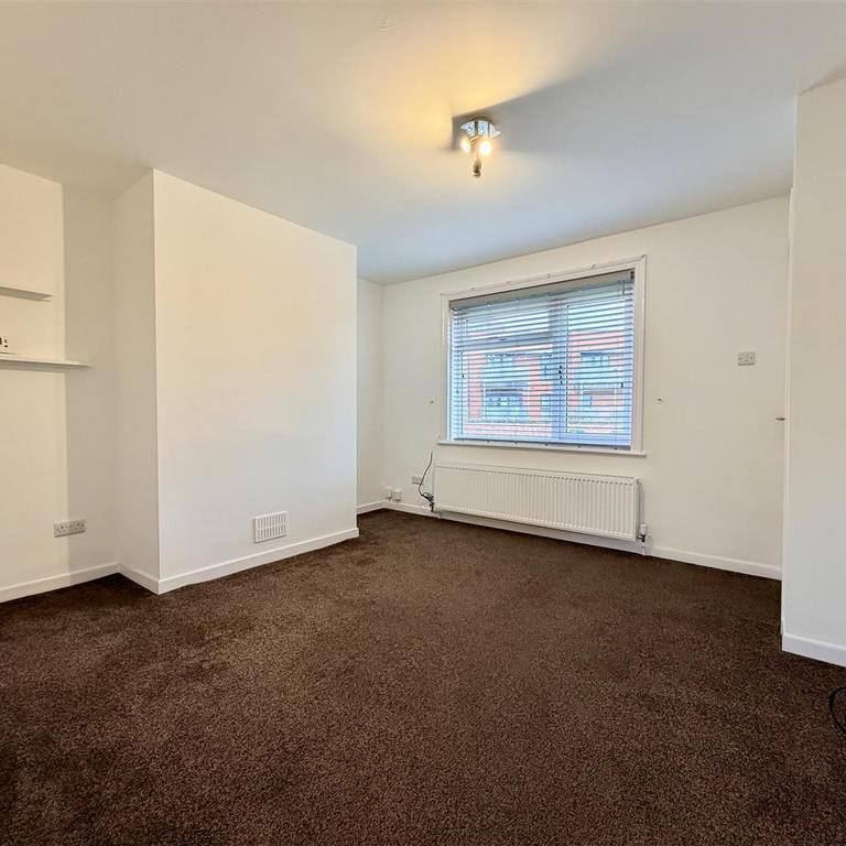 2 bedroom house to rent - Photo 1