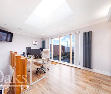 2 bedroom penthouse to rent - Photo 1