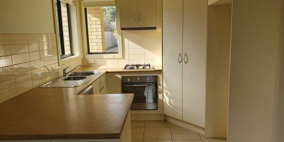 Large Family Townhome - Photo 3
