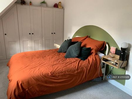 2 bedroom flat to rent - Photo 4