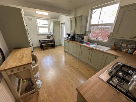 5 bedroom house to rent - Photo 4