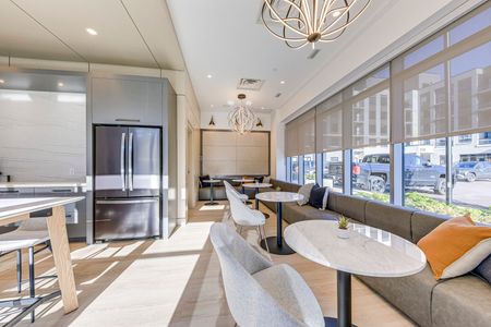 For Lease - 3250 Carding Mill Trail Unit# 427, Oakville, Ontario - Photo 2