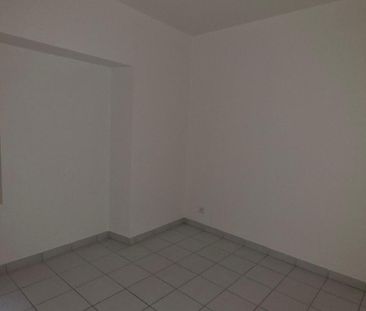 Location Appartement 3 pièces 55m² PRIVAS 07000 - Photo 4