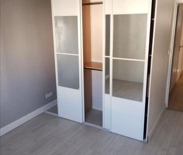 4 pièces - 81,67 m² - 2ème étage - Colocation non autorisée - Photo 2