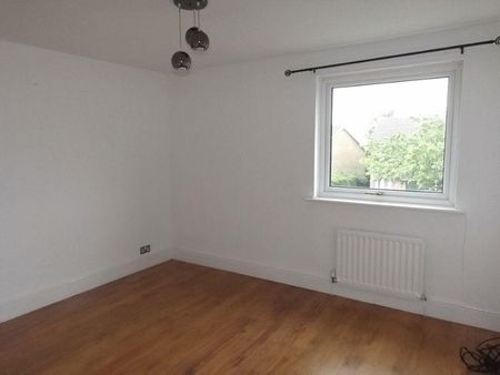 2 bedroom semi-detached house to rent - Photo 2