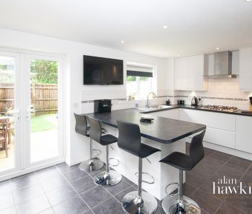 3 bedroom end of terrace house to rent - Photo 6