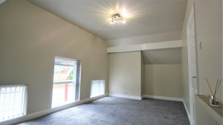 1 bedroom apartment to let - Photo 2