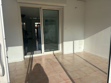 Location Maison 3 pièces 71m² - Photo 4