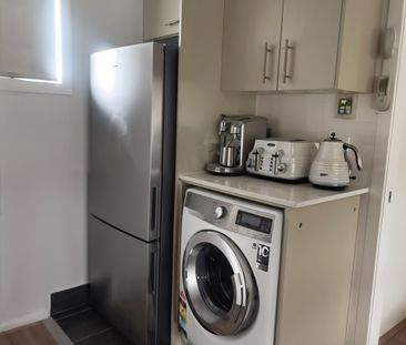 Stunning Granny Flat in Quiet Location - Photo 5