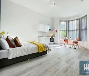 1 bedroom in a house share to rent - Photo 5