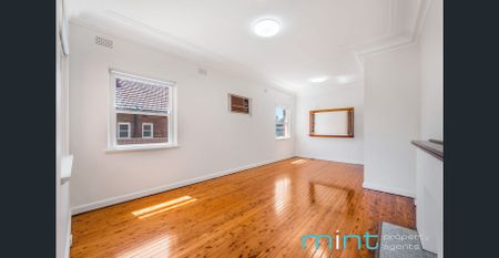 Family Home - Photo 3