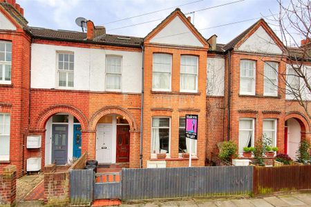 2 bedroom maisonette to rent - Photo 2