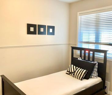 For Lease - 3838 Manatee Way Unit# Main/2nd Flr, Mississauga, Ontario - Photo 6