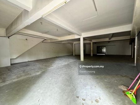 Pusat Perniagaan Desa Ria, Balakong - Foto 5
