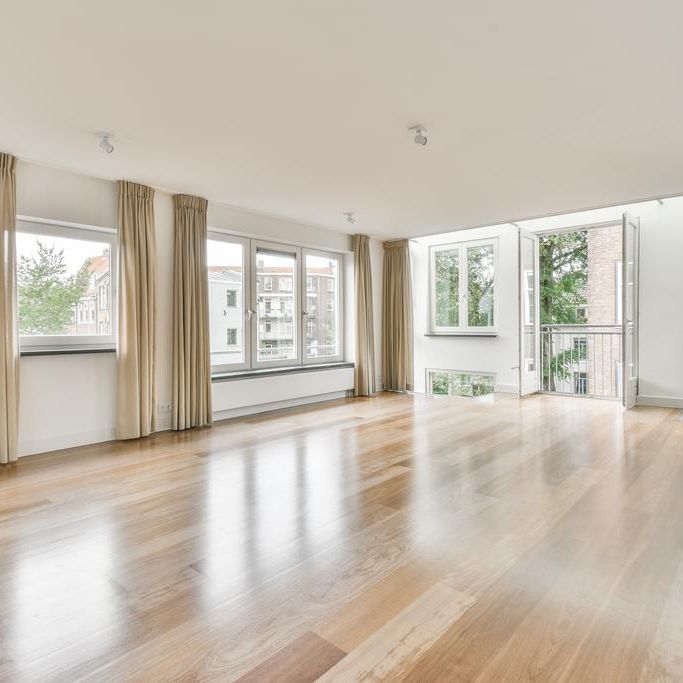 Huis te huur: Madelievenstraat 1 1015 NV Amsterdam - Photo 1