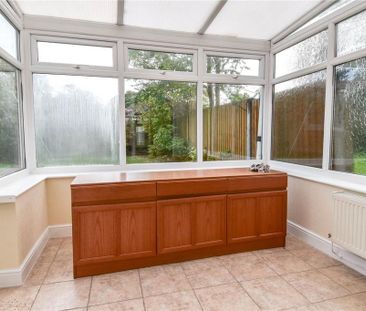 3 bedroom semi-detached house to rent - Photo 3