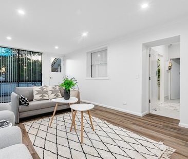 Impressive Stylish Four Bedroom Home in Perfect Location! - Photo 3