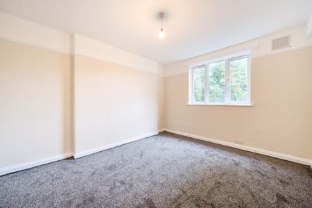 Lee High Road, London, SE13 - Photo 4