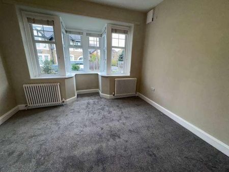 Stokelake Road, Harrogate, North Yorkshire, HG1 - Photo 4