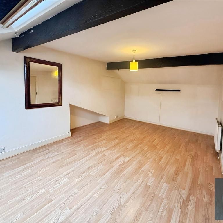 3 bedroom apartment to rent - Photo 1