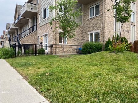 For Lease - 250 Sunny Meadow Boulevard Unit# 110, Brampton, Ontario - Photo 4