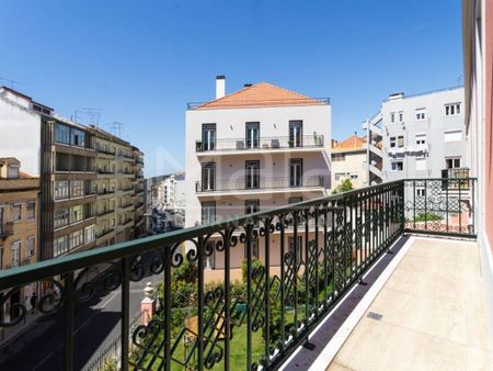 2 bedroom luxury Apartment for rent in Lisbon - Photo 3