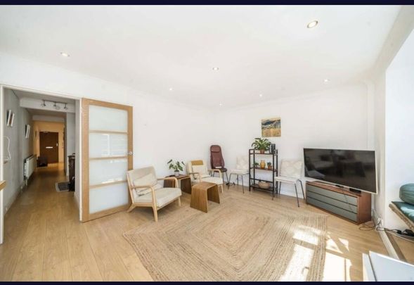 2 Bed Flat, Longfield House, W5 - Photo 1