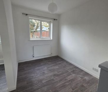 3 bedroom House To Let - Photo 3