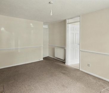 2 bedroom bungalow to rent - Photo 2