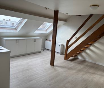 - GENT - Lichtrijke studio nabij Gent Sint-Pietersstation - Photo 2