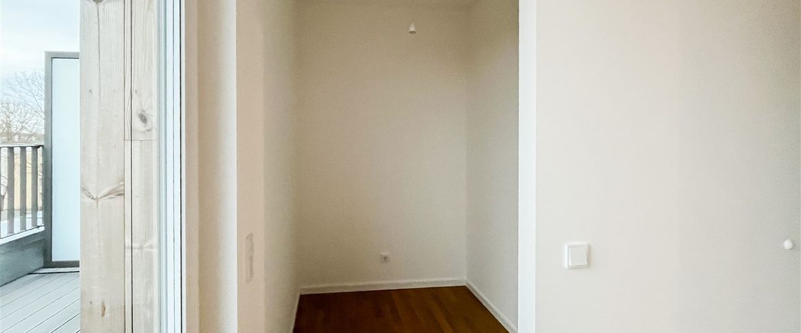 Moderne 2-Zi.-Wohnung mit großer Dachterrasse in schönem Neubauquartier direkt an der Dahme - Foto 1