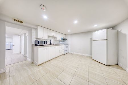 For Lease - 1678 Kingston Road Unit# Lower, Toronto, Ontario - Photo 4