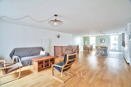 Location appartement, Paris 18ème (75018), 6 pièces, 150 m², ref 86347581 - Photo 2