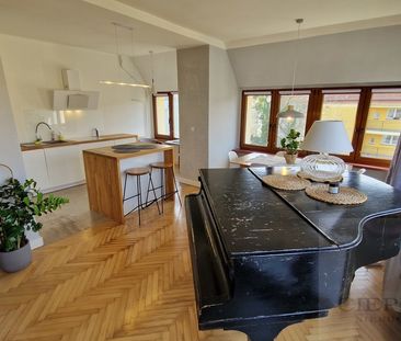 Stylowe mieszkanie na Starym Mieście - 2 pok - Zdjęcie 2