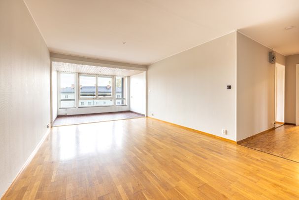 Östermalmsvägen, Finspång - Photo 1